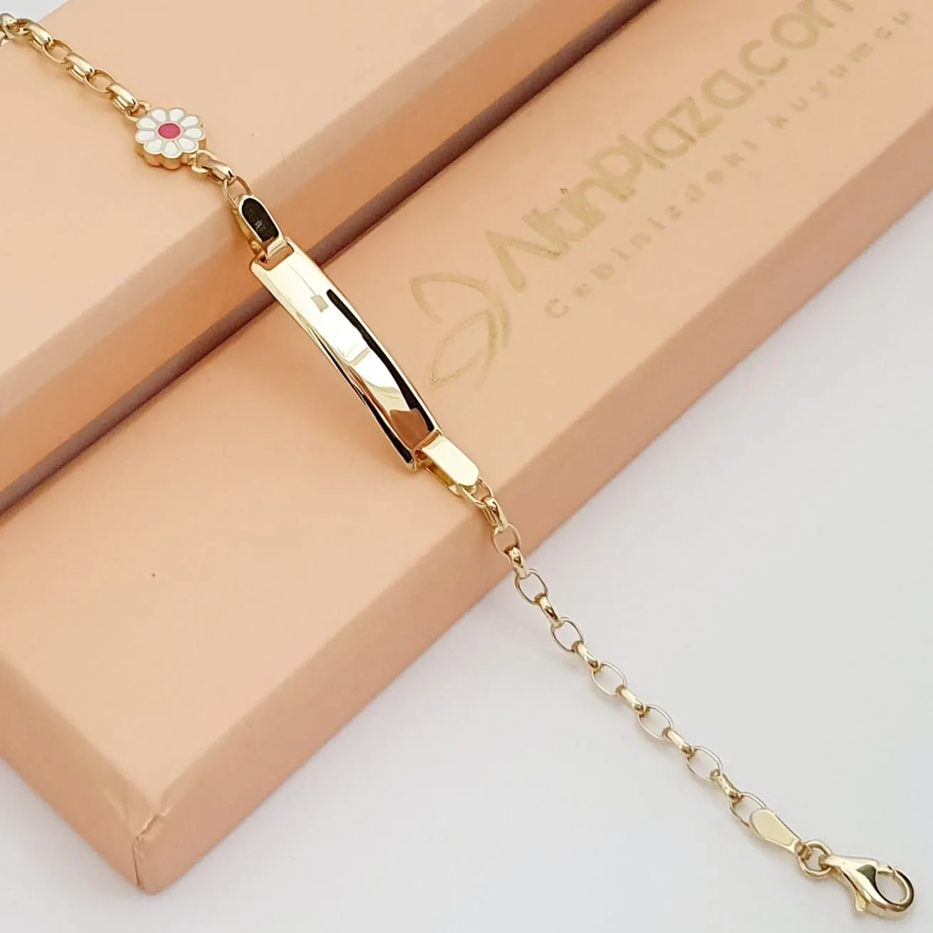 14 Ayar Altın Çiçekli Kız Bebek Künyesi CK02452