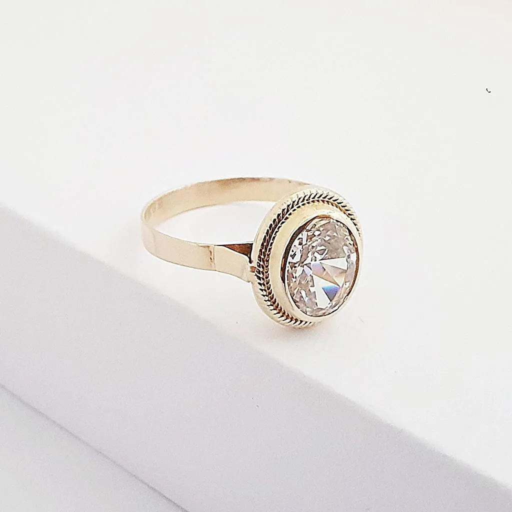 14 Ayar Altın Oval Kesim Bezel Yüzük YZ03814