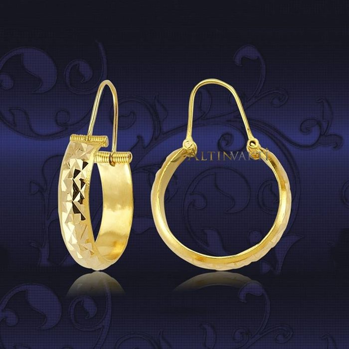 14 Ayar Altın Piramit Desenli Halka Küpe