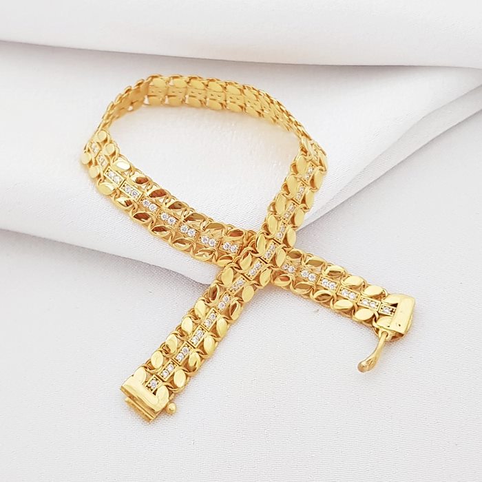 +2 Sıra Pullu 1 Sıra Taşlı Altın Bileklik KN02430