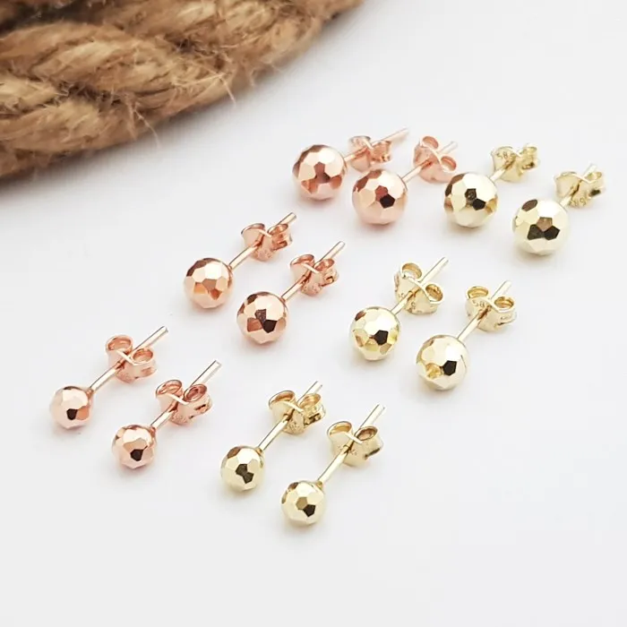 5 Mm Petek Desen Altın Top Küpe KP05800
