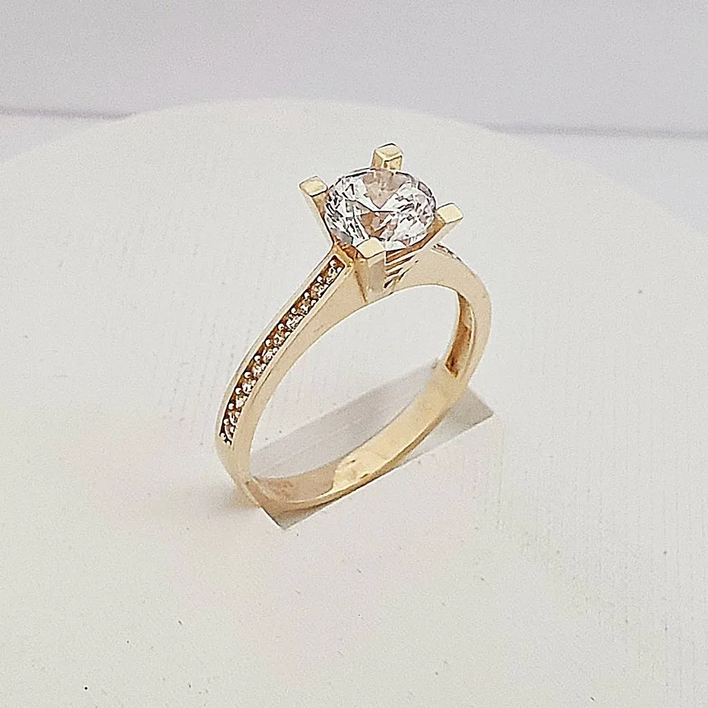 8 Ayar Sarı Altın Işıltılı Tektaş Yüzük TK05253