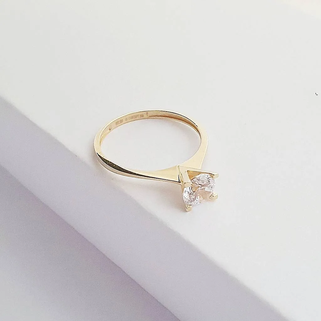 8 Ayar Sarı Altın Sade Tektaş Yüzük TK05250
