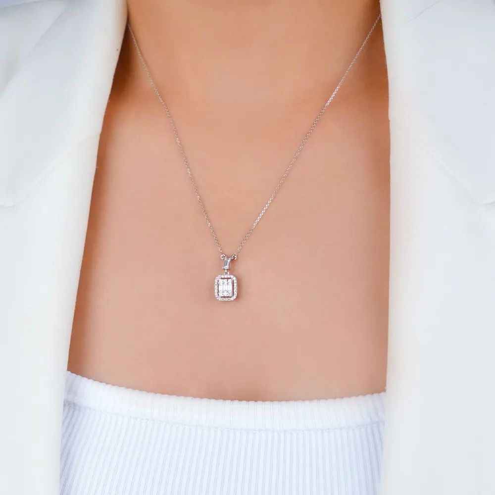 Baget Taşlı Beyaz Altın Kolye KL05827