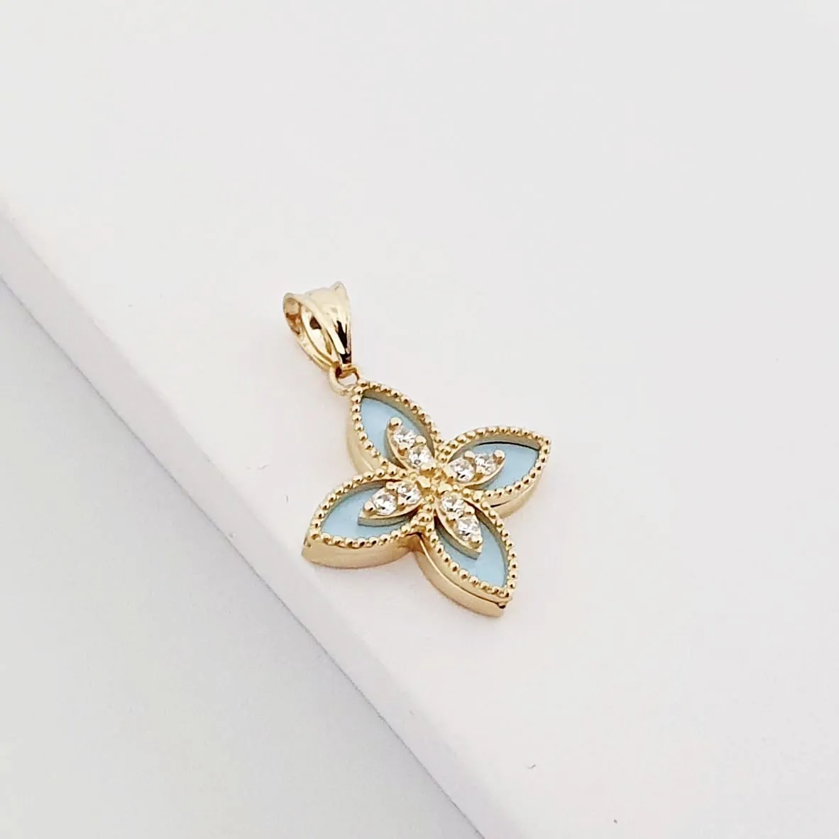 Buz Mavisi Mineli Alhambra Yonca Altın Charm KL852