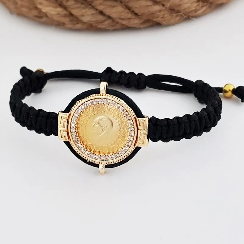 Çeyrek Altınlı Siyah İpli Bileklik FB02853