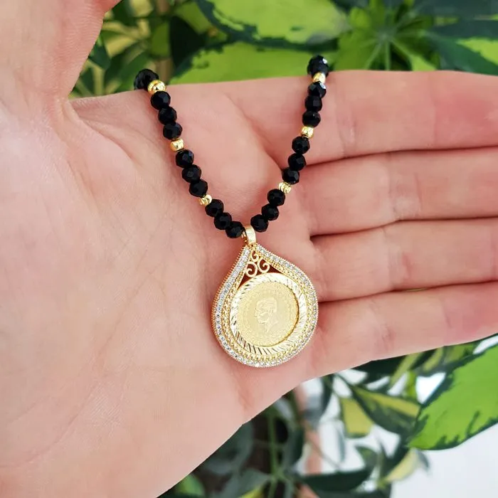 Çeyrek Altınlı Siyah Taşlı Kolye KLP2338