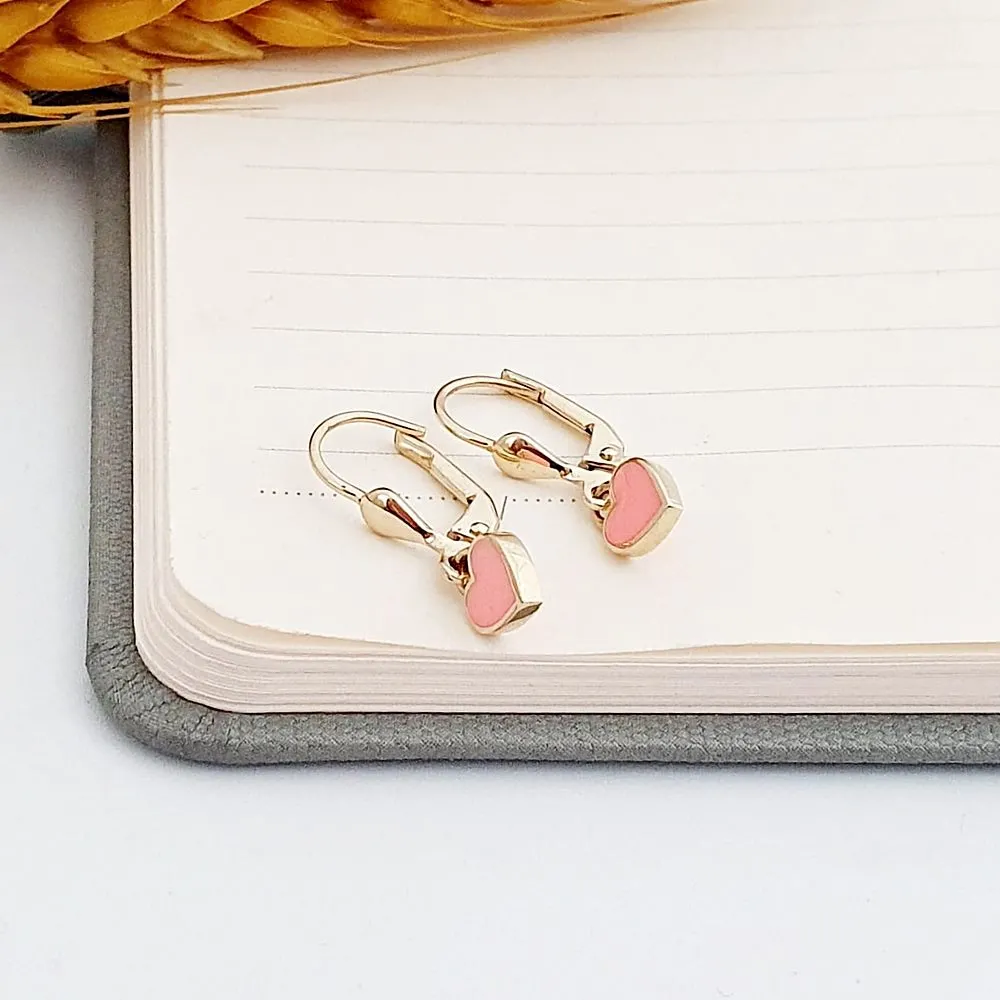 Pembe Kalp Sallantılı Altın Küpe KP09322
