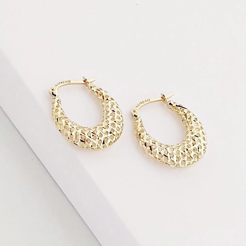 Petek Motif Oval Altın Büyük Halka Küpe KP10415
