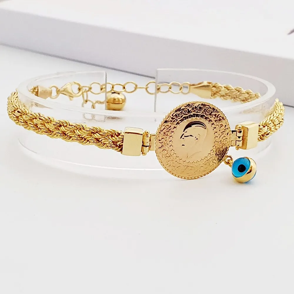 Saç Örgülü Çeyrek Altınlı Bileklik KN03466