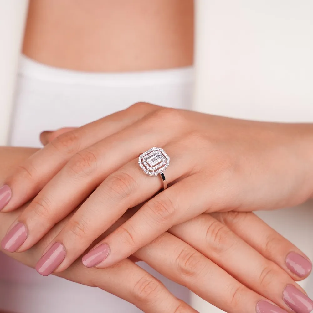 Swarovski Beyaz Altın Baget Yüzük TK02988