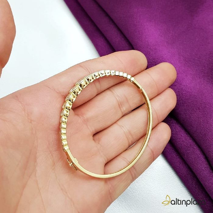 Yeni Suyolu 14 Ayar Altın Kelepçe Bilezik