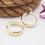 Klasik Sade Ve Oval Tasarım Altın Halka Küpe Modeli
